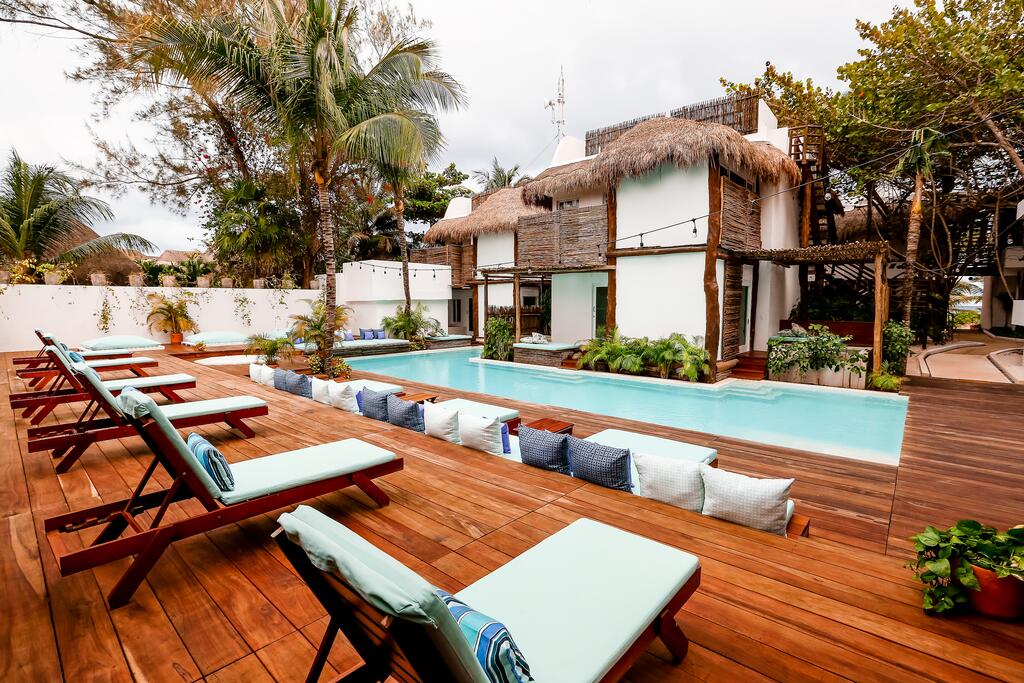 Caba&ntilde;as Tulum